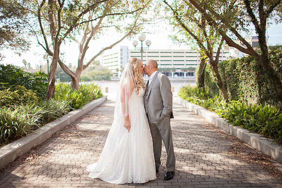 Papered_Heart_Photography_Emily_&_Rob_Wedding0180