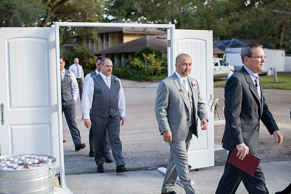 Papered_Heart_Photography_Emily_&_Rob_Wedding0517