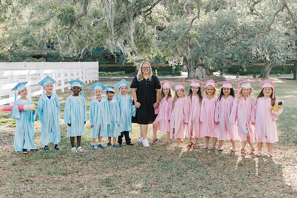 484A4056